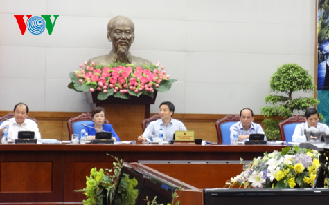 Вице-премьер Ву Дык Дам председательствовал на собрании комитета по безопасности продуктов питания