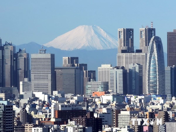 Кабмин Японии принял новую стратегию экономического развития