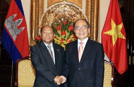 Развитие всестороннего сотрудничества между Вьетнамом и Камбоджей