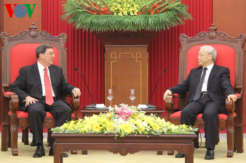 Дальнейшее укрепление и развитие отношений солидарности и сотрудничества между Вьетнамом и Кубой