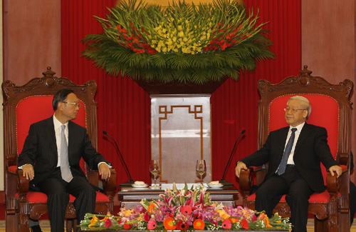 Вьетнам и Китай развивают всестороннеe сотрудничествo в интересах народов двух стран