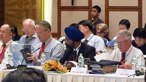 Заинтересованные страны должны поддержать мир и активизировать сотрудничество в Восточном море