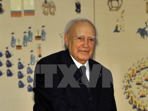 В Греции был распущен парламент