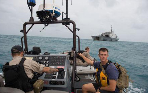 Продолжается поисковая операция самолета Airbus A320-200