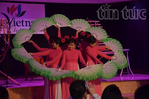 Во Франции прошла программа популяризации объектов наследия и развития туризма Вьетнама