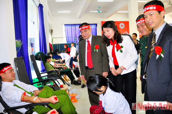 В Ханое стартовал 7-й праздник доноров крови под названием «Красное воскресенье»
