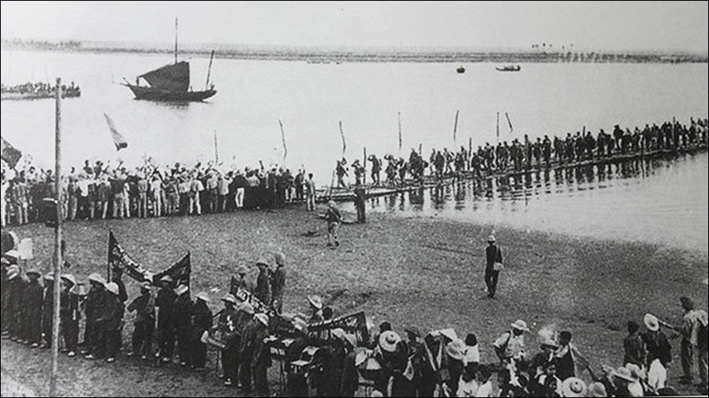 Встреча, посвящённая 60-летию со дня отправки революционеров и школьников с Юга на Север Вьетнама