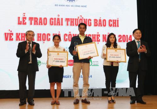 «Голосу Вьетнама» присуждена премия печати 2014 года в области науки и технологий