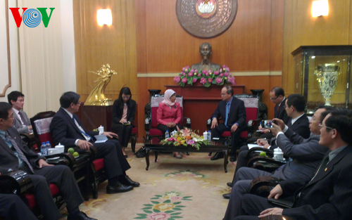 Глава ОФВ: Сингапур является надёжным партнёром Вьетнама