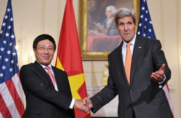 Поздравительные телеграммы в связи с 20-летием со дня нормализации вьетнамо-американских отношений