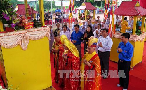 Панихида по павшим фронтовикам и жертвам массового убийства в деревне Шонми