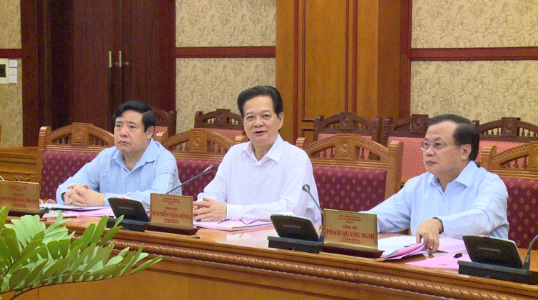 Политбюро ЦК КПВ высказало мнения по подготовке к 19-му съезду парткома провинции Тхайбинь