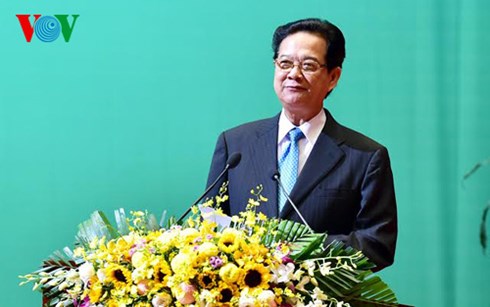 Премьер СРВ: производство и бизнес не должны оказывать негативное воздействие на экологию