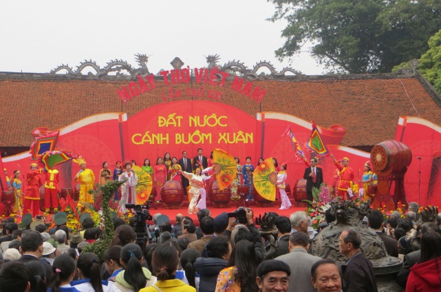 День вьетнамской поэзии производит хорошее впечатление на любителей поэзии