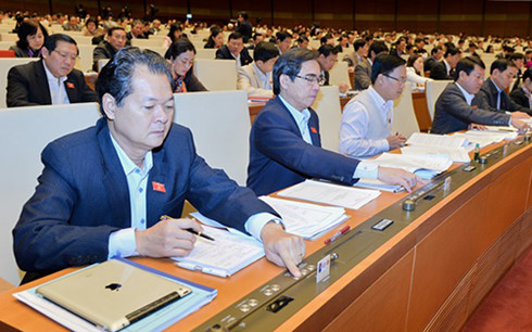 Парламент Вьетнама принял смету госбюджета на 2017 год