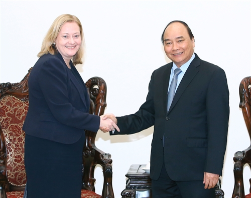 Премьер-министр Нгуен Суан Фук принял посла Ирландии во Вьетнаме