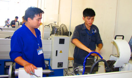 В 2016 году более 2 тысяч сельских жителей провинции Баккан прошли курсы профобучения