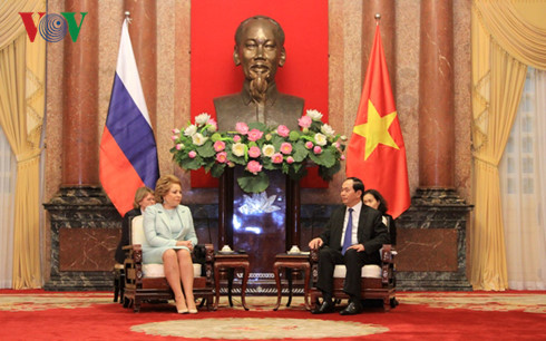 Президент Вьетнама принял председателя Совета Федерации РФ