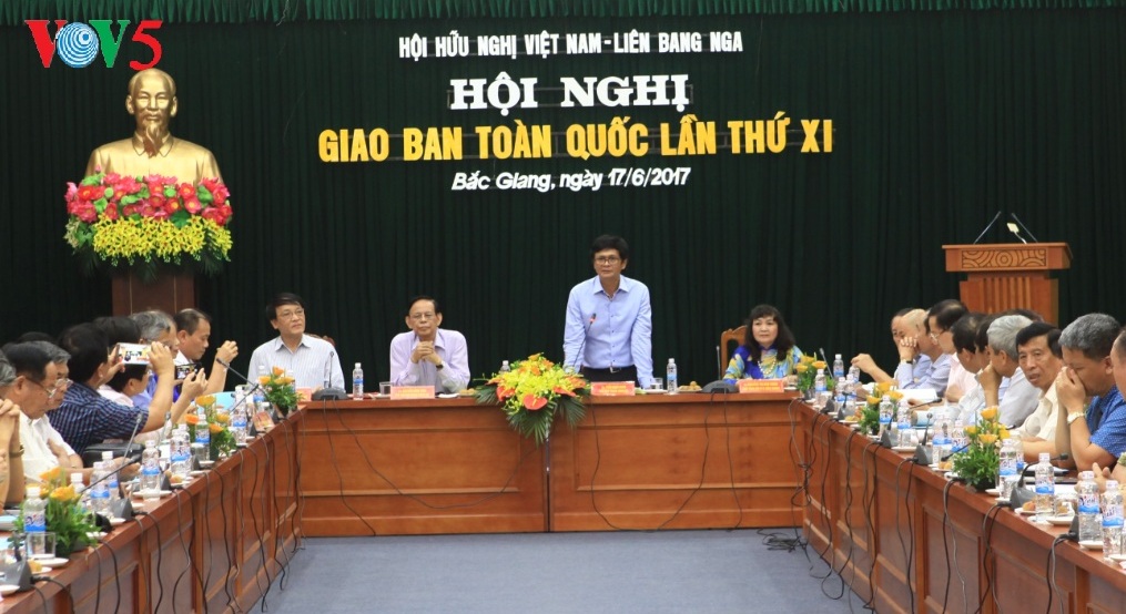 Объявлен конкурс сочинений «Воспоминания о России и вьетнамо-российской дружбе»