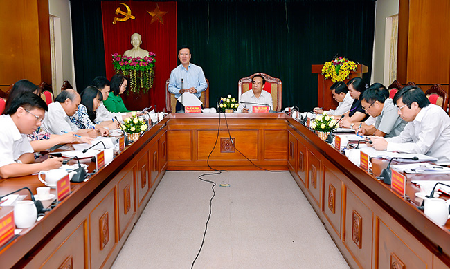 Во Ван Тхыонг провёл рабочую встречу с руководством провинции Туенкуанг