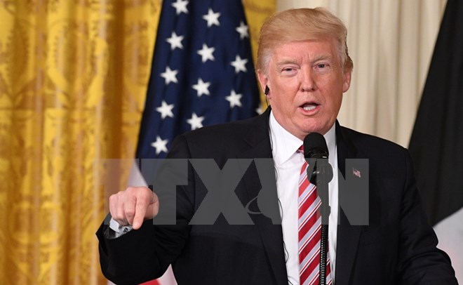 Американские СМИ освещают участие президента Д.Трампа в саммите АТЭС во Вьетнаме