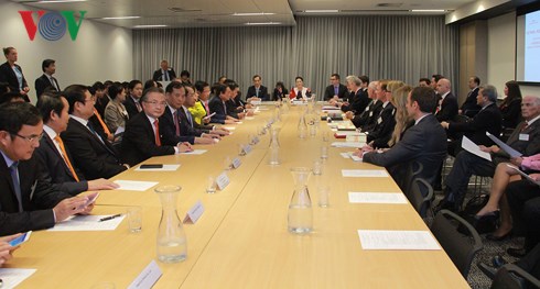 Нгуен Тхи Ким Нган приняла участие во вьетнамо-австралийском бизнес-форуме