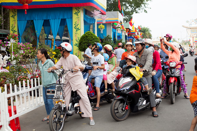В провинции Тэйнинь прошел великий праздник «Дык Ти Тон» религии Каодай