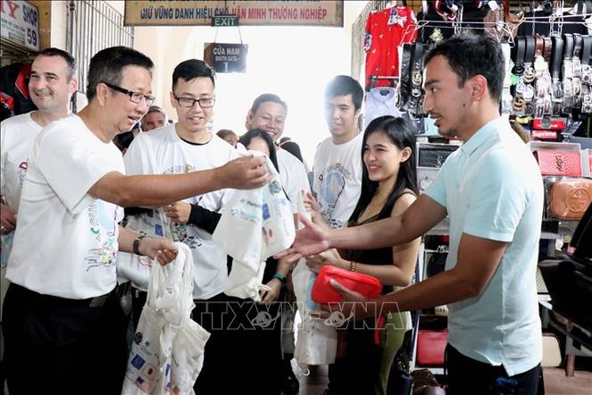 В Хошимине развернута кампания «День очистки окружающей среды от пластиковых отходов»