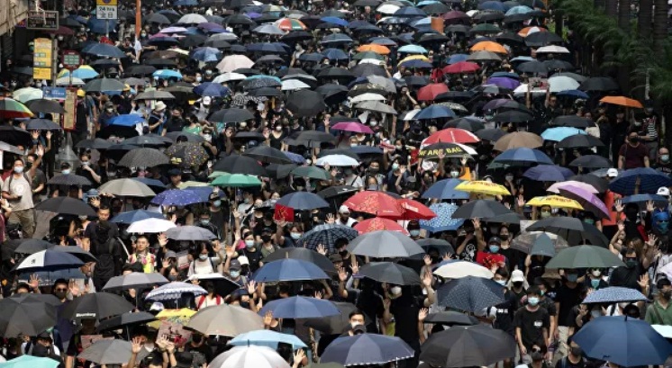 Власти Гонконга отозвали скандальный законопроект об экстрадиции