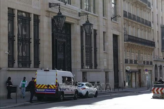 France: deux nouveaux suspects arrêtés après un projet d’attentat à Paris