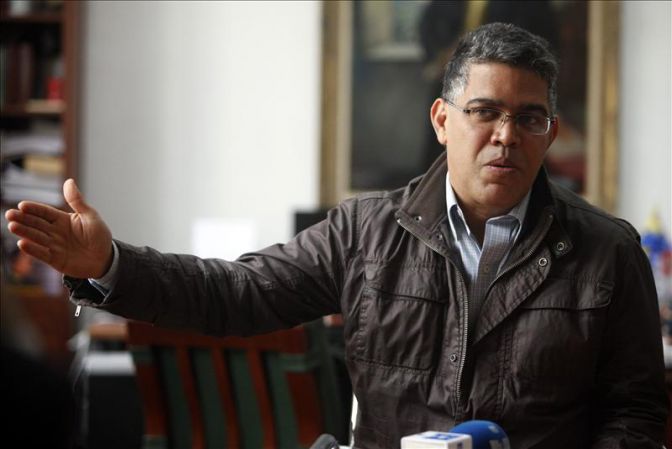 Venezuela condena expulsión por Estados Unidos de diplomáticos venezolanos