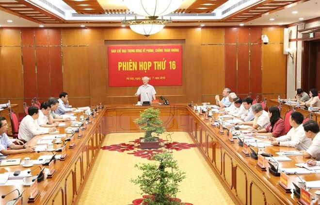 Vietnam promete seguir con firmeza la lucha contra la corrupción