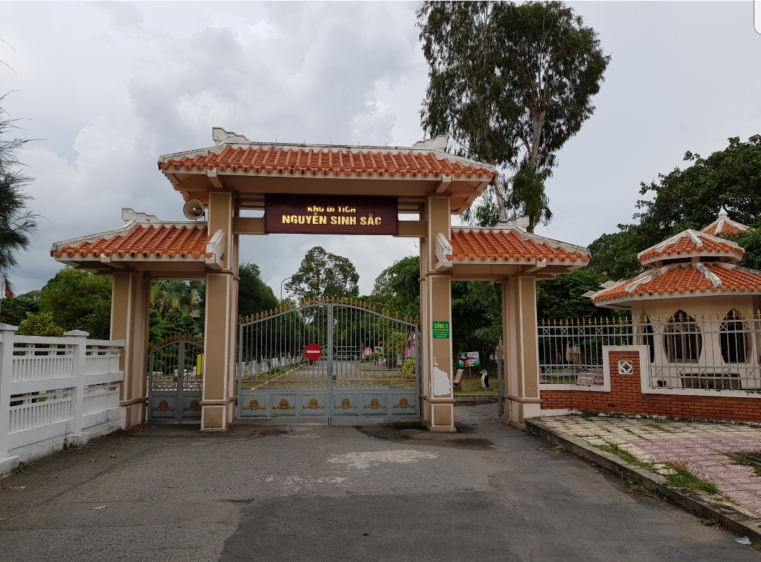 Visitan la zona de reliquias en homenaje al padre del presidente Ho Chi Minh