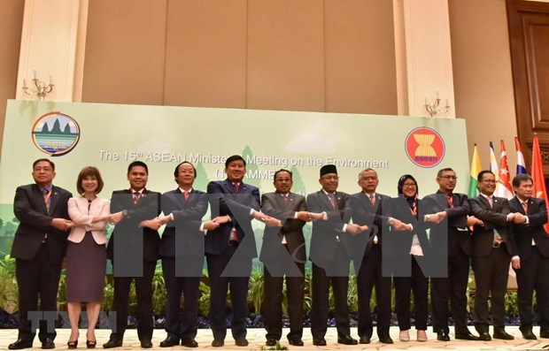 Países de la Asean se esfuerzan en la lucha contra contaminación del mar y aire