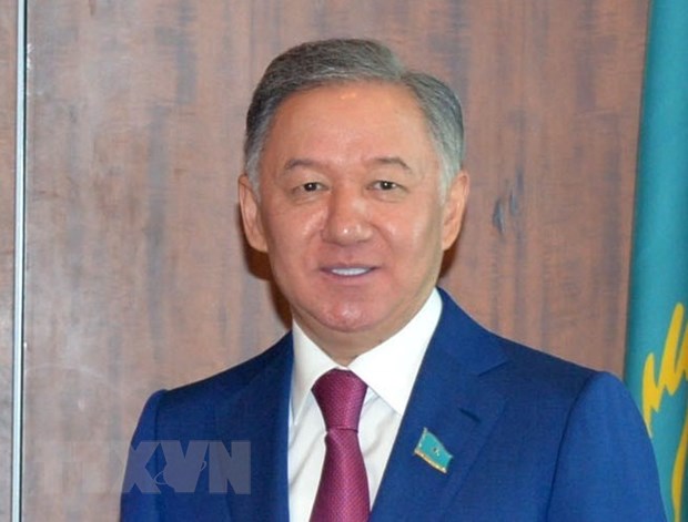 Delegación de Cámara de Representantes de Kazajstán visita Vietnam