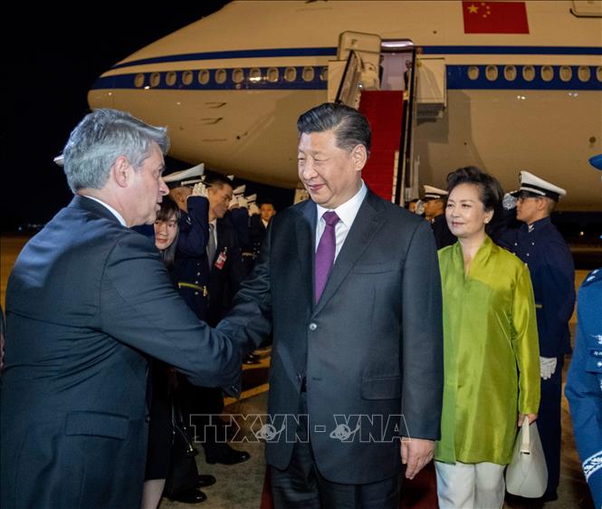 Presidentes de China y Brasil se reúnen en la Cumbre de los Brics