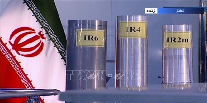Irán presentará nuevas centrifugadoras nucleares y central eléctrica