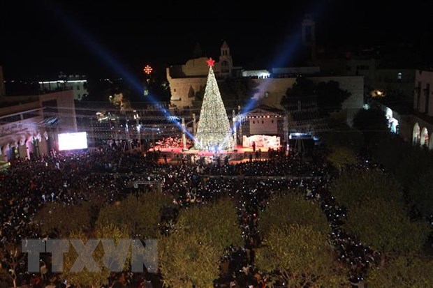 Belén recibe a peregrinos de todo el mundo para celebrar la Navidad