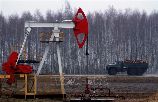 Rusia reanuda los suministros de petróleo a Bielorrusia