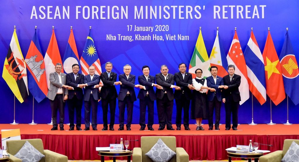 Efectúan Conferencia a puerta cerrada de Cancilleres de la Asean en Nha Trang