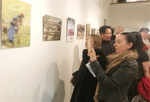 Celebran acto conmemorativo del 70 aniversario de nexos diplomáticos entre Vietnam y Hungría
