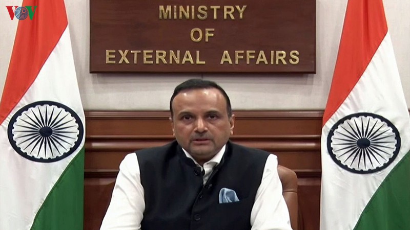 India apoya libertad de navegación marítima y aérea en el Mar Oriental