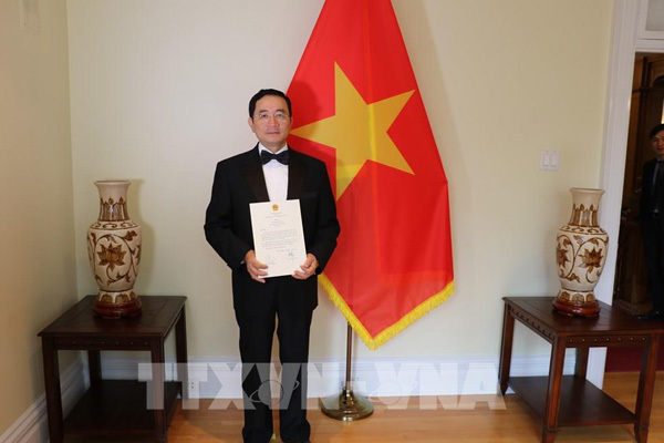 Nuevo embajador vietnamita en Canadá presenta sus cartas credenciales