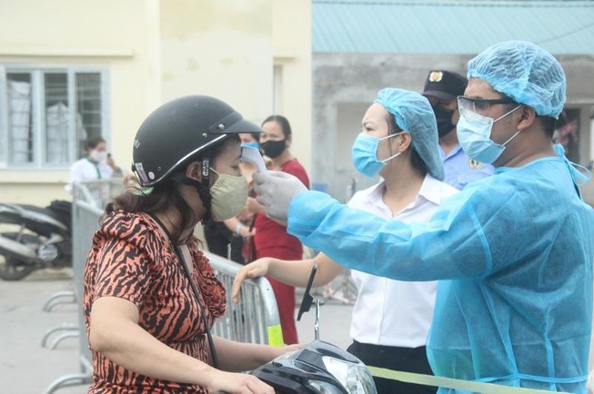 Covid-19 en Vietnam: 76 días sin infecciones en la comunidad gracias a la escala “F” y los “cuatro anillos de aislamiento”