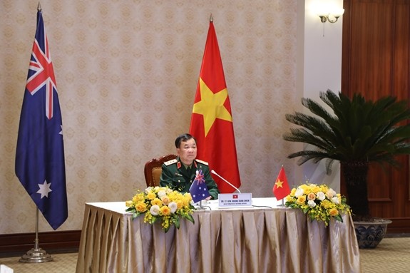 Vietnam y Australia afirman su compromiso de promover la cooperación en defensa