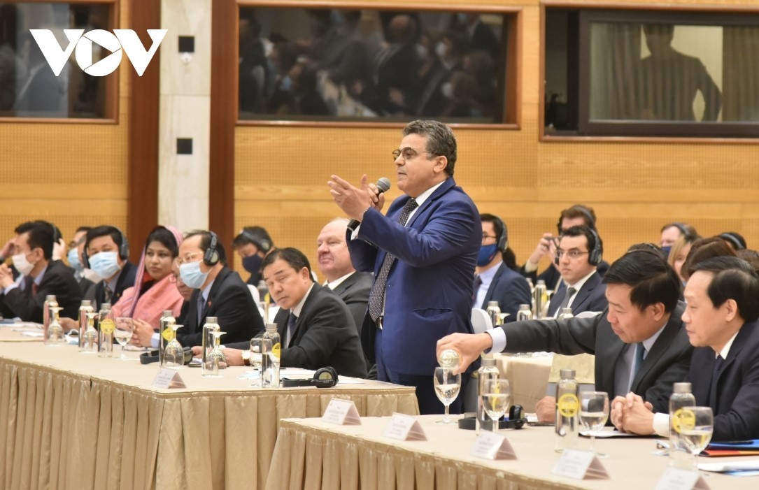 Diplomáticos extranjeros en Vietnam confían en el éxito del XIII Congreso Nacional del PCV