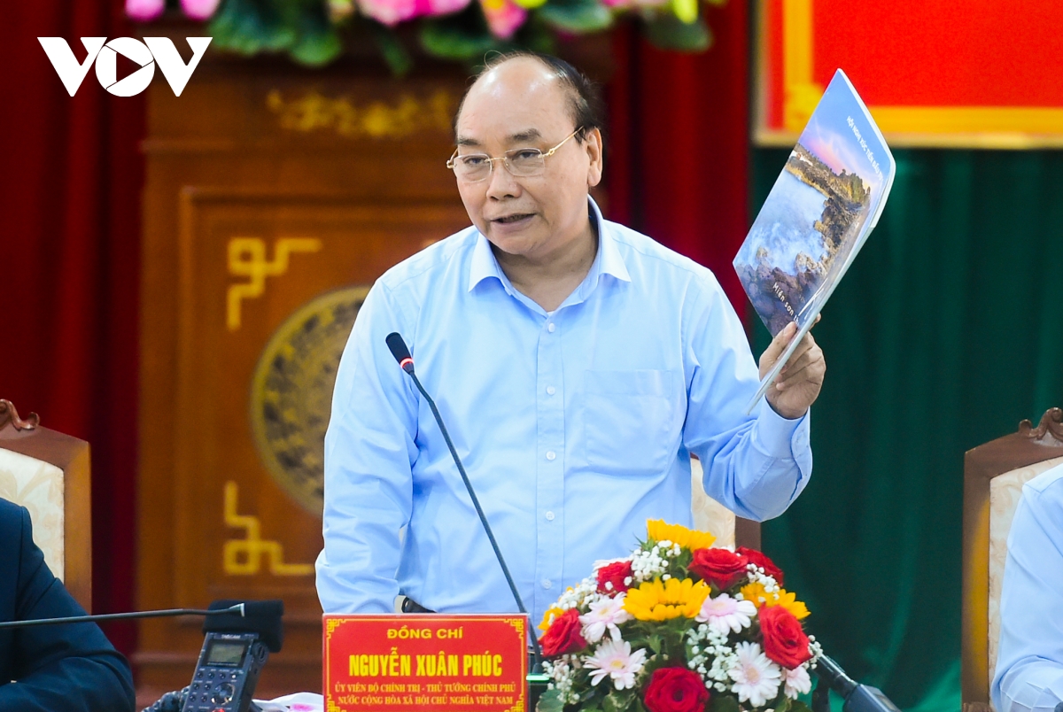 Premier vietnamita orienta el desarrollo socioeconómico en Phu Yen