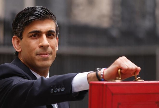 Reino Unido prolonga ayudas para mitigar el efecto de la pandemia e impulsar la recuperación económica