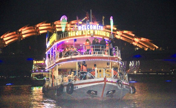 Da Nang por promover el turismo nocturno