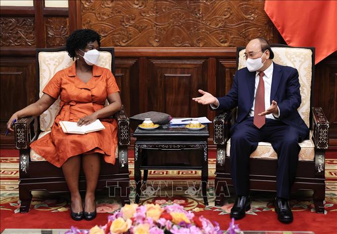 Presidente vietnamita recibe a la vicepresidenta del Banco Mundial